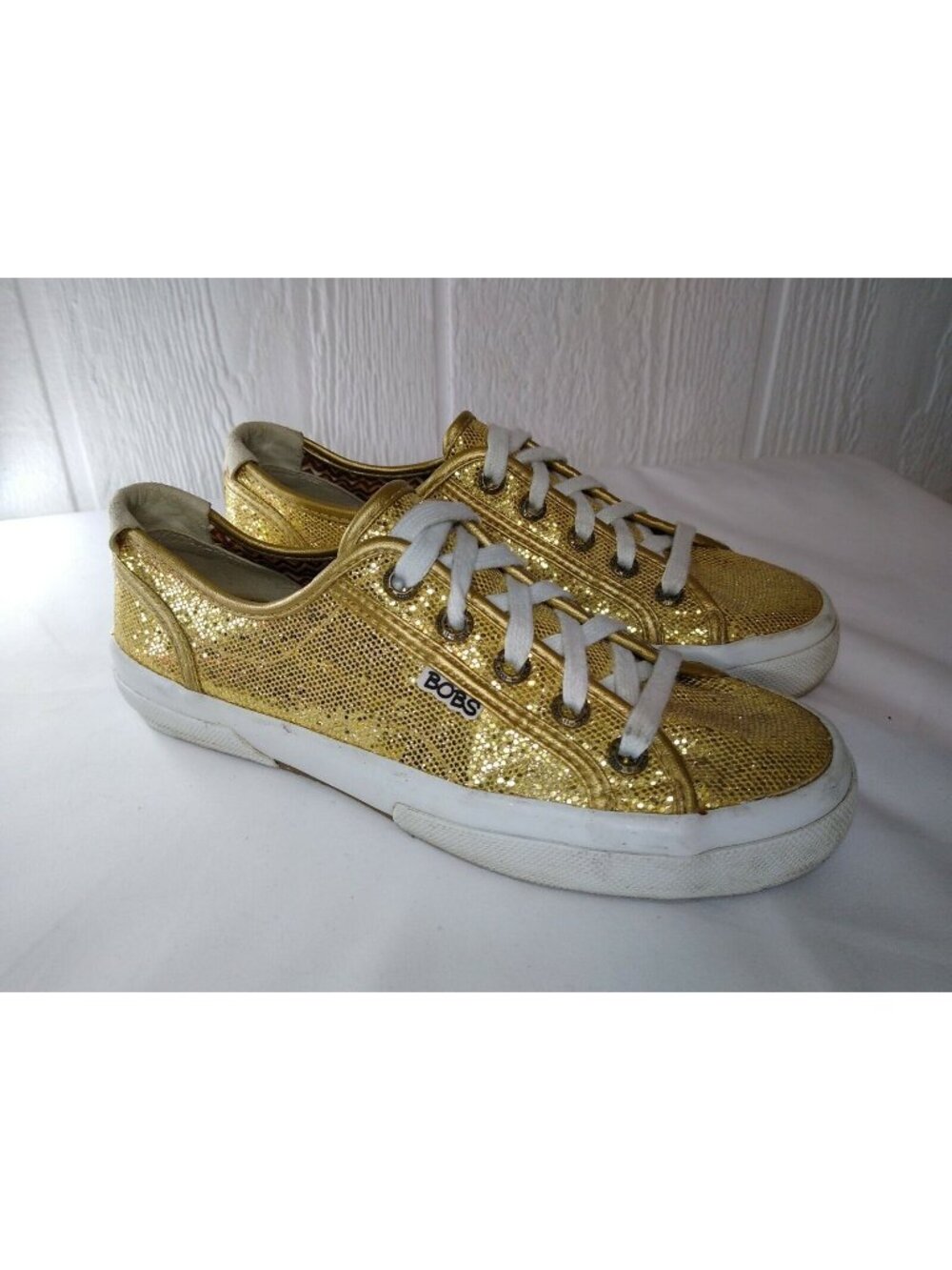 BOB'S Skechers Women's Gold Fleck Lace Up Sneakers Memory Foam Shiny Size 6